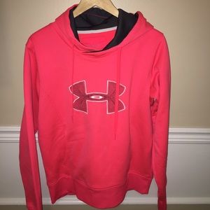 Under Armour semi fitted hoodie